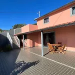 The Cozy Pink House * 蓬他达维托亚