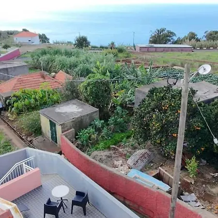 The Cozy Pink House Ponta do Sol (Madeira)