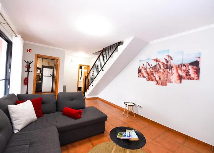 The Cozy Pink House בית נופש פונטה דו סול